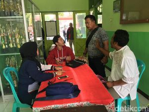 Merasa Dicurangi Sistem Zonasi, Ortu Siswa SMP di Mojokerto Protes Keras