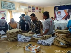 Ada 3 Gugatan Pileg ke MK, KPU Kudus Buka 50 Kotak Suara