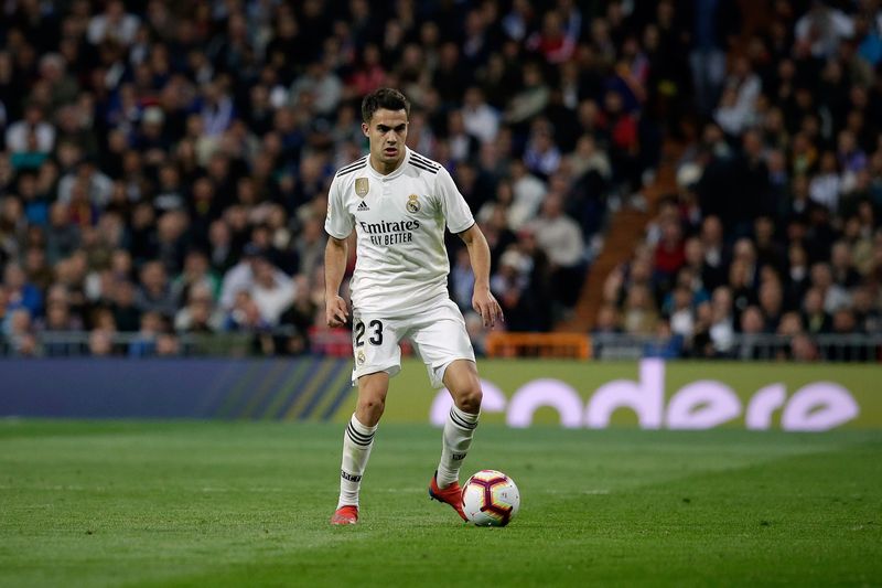  Sergio Reguilon of Real Madrid CF controls the ball during the La Liga match between Real Madrid CF and FC Barcelona at Estadio Santiago Bernabeu on March 02, 2019 in Madrid, Spain. (Photo by Gonzalo Arroyo Moreno/Getty Images)