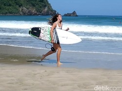 Absen 3 Tahun, Pantai Pulau Merah Kembali Gelar Kompetisi Surfing