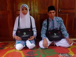 Kisah Haru Pasangan Buruh Gendong di Banjarnegara Akhirnya Naik Haji