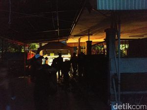 Pemprov DKI Tawarkan Korban Kebakaran Jatinegara Tinggal Sementara di Rusun