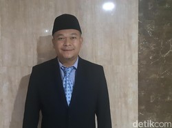 Ismail Marzuki, Pemandu Haji-Umrah yang Menyunting Jemaah Cucu Bupati