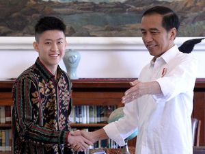 Ngabalin Ungkit Dino Patti Djalal yang Pernah Undang Rich Brian Ngabalin Ungkit Dino Patti Djalal yang Pernah Undang Rich Brian