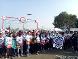 Ramaikan BYMS, Warga Cimahi Antusias Ikut Senam Pagi & Fun Walk