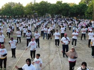 Senam Bareng Picu Semangat Warga Tuban Rajut Kebersamaan