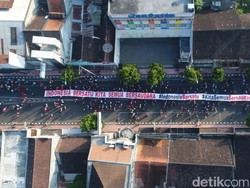 Ribuan Warga Blitar Antusias Deklarasikan Kita Semua Bersaudara