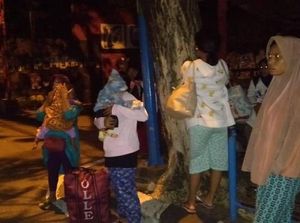 Gempa M 7, Warga Ternate Mengungsi ke Wilayah yang Lebih Tinggi Gempa M 7, Warga Ternate Mengungsi ke Wilayah yang Lebih Tinggi