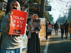 Perempuan Bandung Tolak RUU P-KS