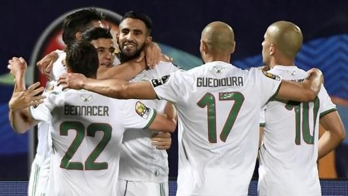 Timnas Aljazair melenggang ke perempatfinal Piala Afrika 2019. (Foto: Khaled DESOUKI / AFP)