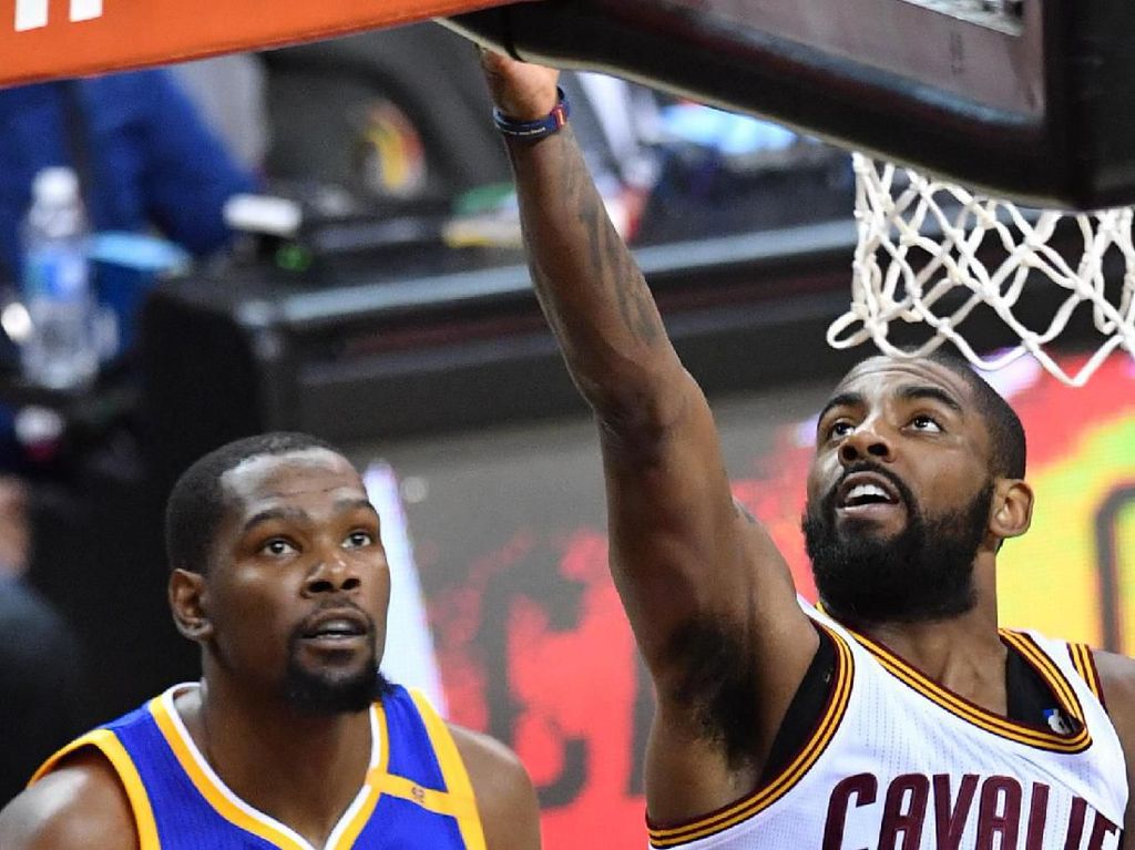 Kevin Durant, Kyrie Irving Gabung Brooklyn Nets Kevin Durant, Kyrie Irving Gabung Brooklyn Nets