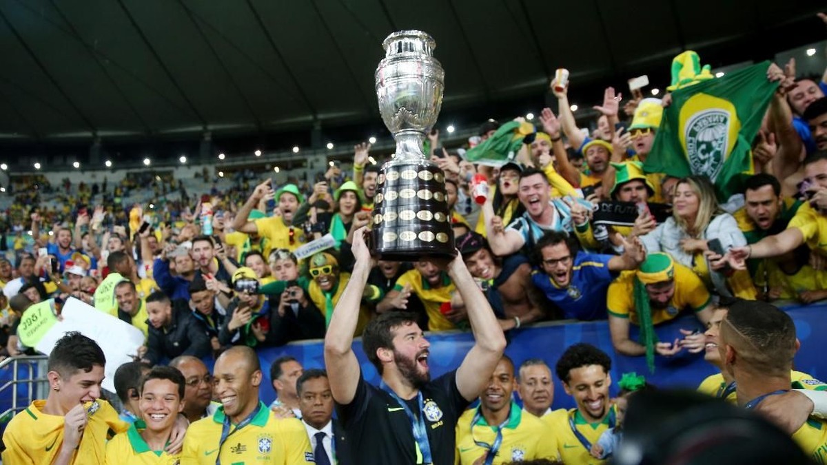 Gawang Alisson Becker jebol juga di Copa America 2019 (REUTERS/Ricardo Moraes)