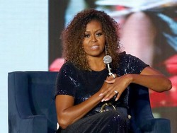 Lontarkan Kritikan, Michelle Obama: Trump Presiden yang Salah untuk AS