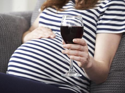 Bolehkah Ibu Hamil Mengonsumsi Soda?