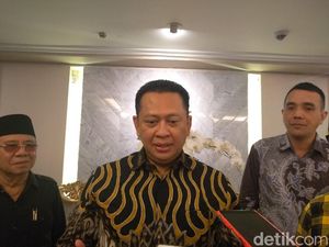 Ketua DPR Minta Kemenhub Periksa Total KM Sembilang yang Terbakar di Karimun