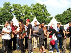 Keseruan Halal Bihalal Merajut Persaudaraan