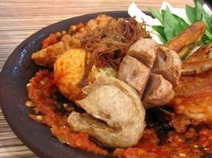 Asli Indonesia! Ada Penyetan Surabaya hingga Rica Manado yang Pedas Mantap Asli Indonesia! Ada Penyetan Surabaya hingga Rica Manado yang Pedas Mantap