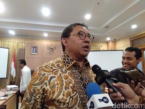 Fadli Zon: Bangun Istana di Papua Bukan Solusi Fadli Zon: Bangun Istana di Papua Bukan Solusi
