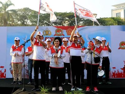 Jalan Sehat HUT Bhayangkara ke-73