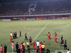 Dikalahkan PSS, Kalteng Putra Kecewa Kepemimpinan Wasit Dikalahkan PSS, Kalteng Putra Kecewa Kepemimpinan Wasit