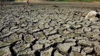Waduk Grojokan di Jombang Mulai Mengering