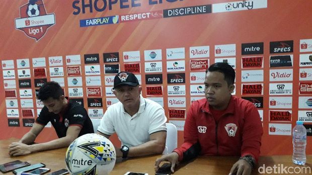 Dikalahkan PSS, Kalteng Putra Kecewa Kepemimpinan Wasit
