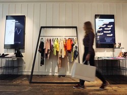 The Trending Store, Toko Baju yang Hanya Jual Barang-barang Viral di Medsos