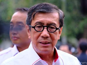 Menkum HAM Kumpulkan Pakar Bahas Opsi Amnesti Baiq Nuril Malam Ini Menkum HAM Kumpulkan Pakar Bahas Opsi Amnesti Baiq Nuril Malam Ini