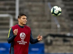 Sindir Messi, Thiago Silva Singgung Comeback Barcelona Lawan PSG