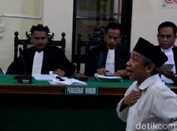 Sidang Lanjutan Qomar, Ketua Yayasan Umus Beri Kesaksian