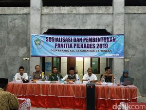 50 Pasangan Suami Istri Bertarung di Pilkades Lamongan