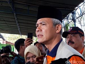 Begini Ungkapan Hati Anak Sutopo yang Membuat Ganjar Pranowo Terharu Begini Ungkapan Hati Anak Sutopo yang Membuat Ganjar Pranowo Terharu