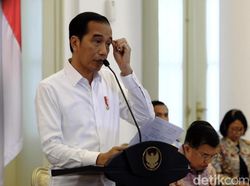 Buruh Demo Siang Ini, Jokowi Berkantor di Istana Jakarta Buruh Demo Siang Ini, Jokowi Berkantor di Istana Jakarta