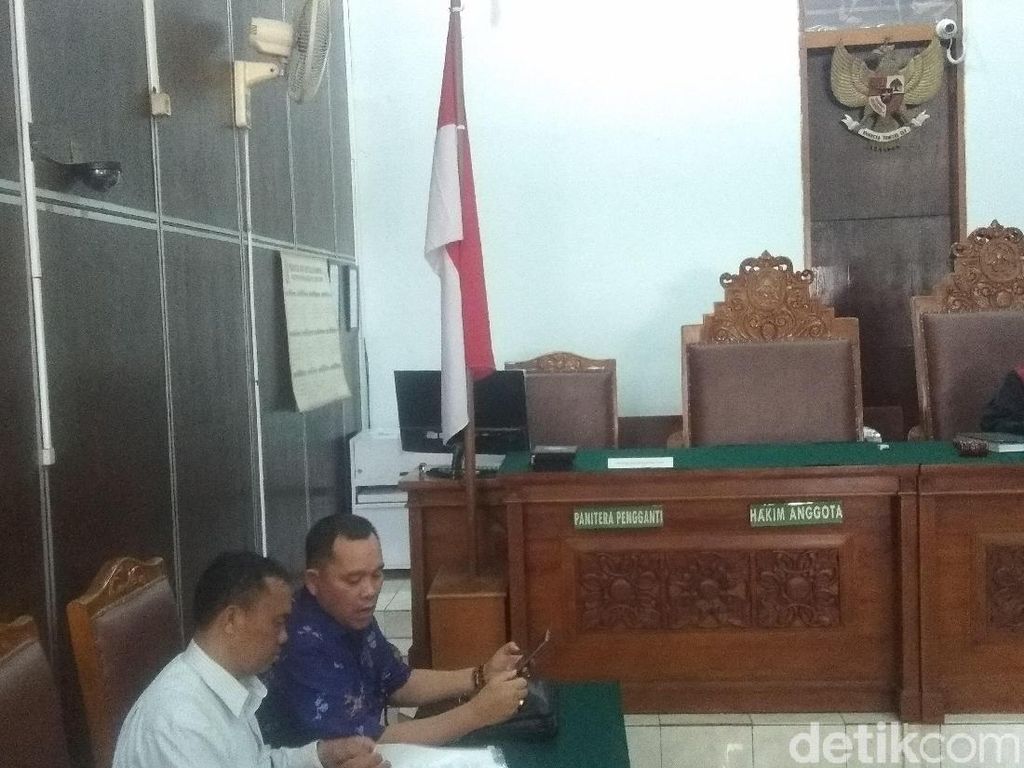 Kivlan Zen Tak Jadi Hadir di Sidang Praperadilan Kivlan Zen Tak Jadi Hadir di Sidang Praperadilan
