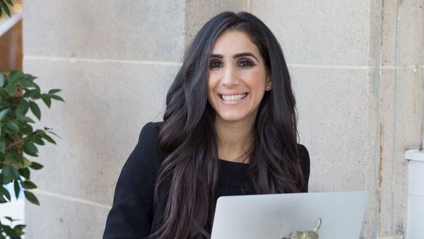 Cerita Sukses Noor, Mantan Cewek Party yang Kini Jadi Motivator