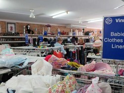 Berniat Baik Menyumbangkan Buku di Australia Malah Kena Denda Jutaan Rupiah