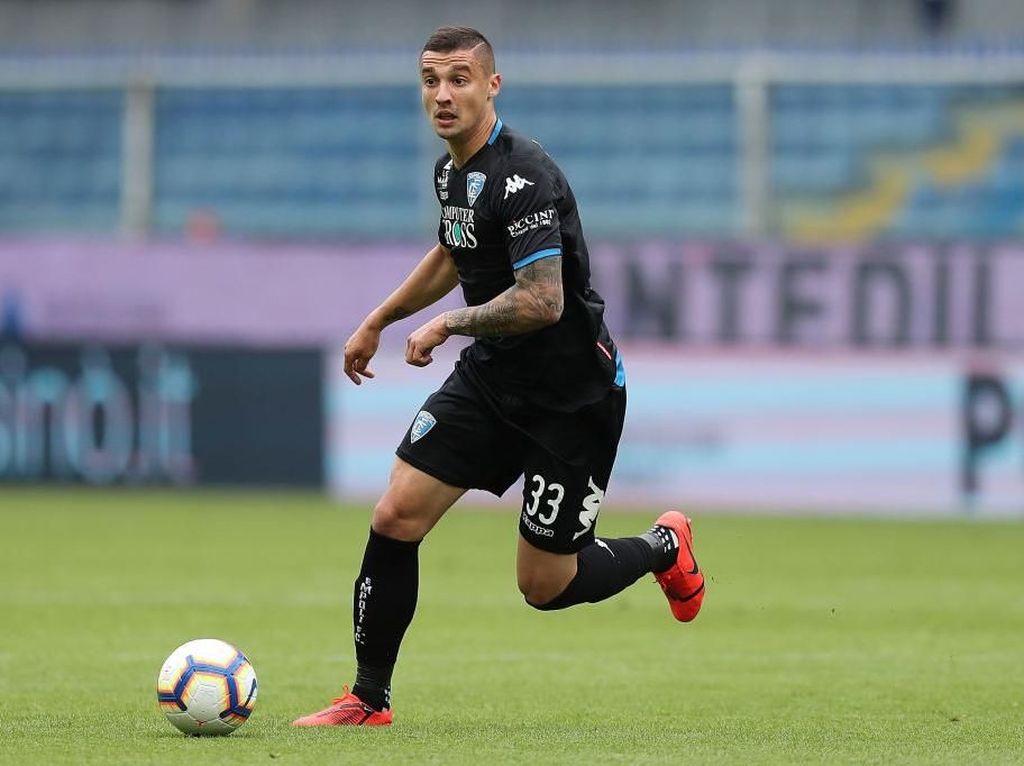 Rade Krunic, Raja Umpan Empoli yang Akan Jadi Andalan Milan Rade Krunic, Raja Umpan Empoli yang Akan Jadi Andalan Milan