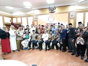 Terima Forum Rekat Anak Bangsa, Menhan: Kalau Tak Silaturahmi Saya Sedih Terima Forum Rekat Anak Bangsa, Menhan: Kalau Tak Silaturahmi Saya Sedih