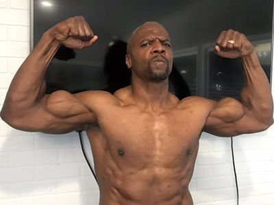 Halle Bailey Diprotes, Terry Crews Ingin Jadi Ayah Ariel The Little Mermaid
