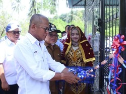 PTBA Beri Bantuan Pompa Air hingga Bus Sekolah untuk Warga Sumbar