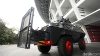 Rantis atau kendaraan taktis terparkir di halaman Stadion Gelora Bung Karno, Jakarta.