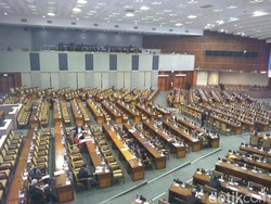 Rapat Paripurna DPR Hari Ini Hanya Dihadiri 85 Anggota
