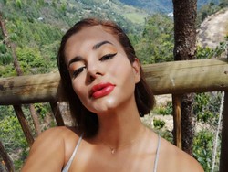 Waduh, Bintang Film Dewasa Ini Bikin Universitas Porno Pertama di Dunia