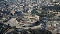 Megahnya Colosseum Roma Jadi Ring Duel Pemilik Facebook dan Twitter