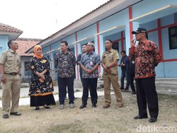 Mendikbud: Minggu Depan Saya Cek SMPN 1 Muara Gembong Harus Bersih!