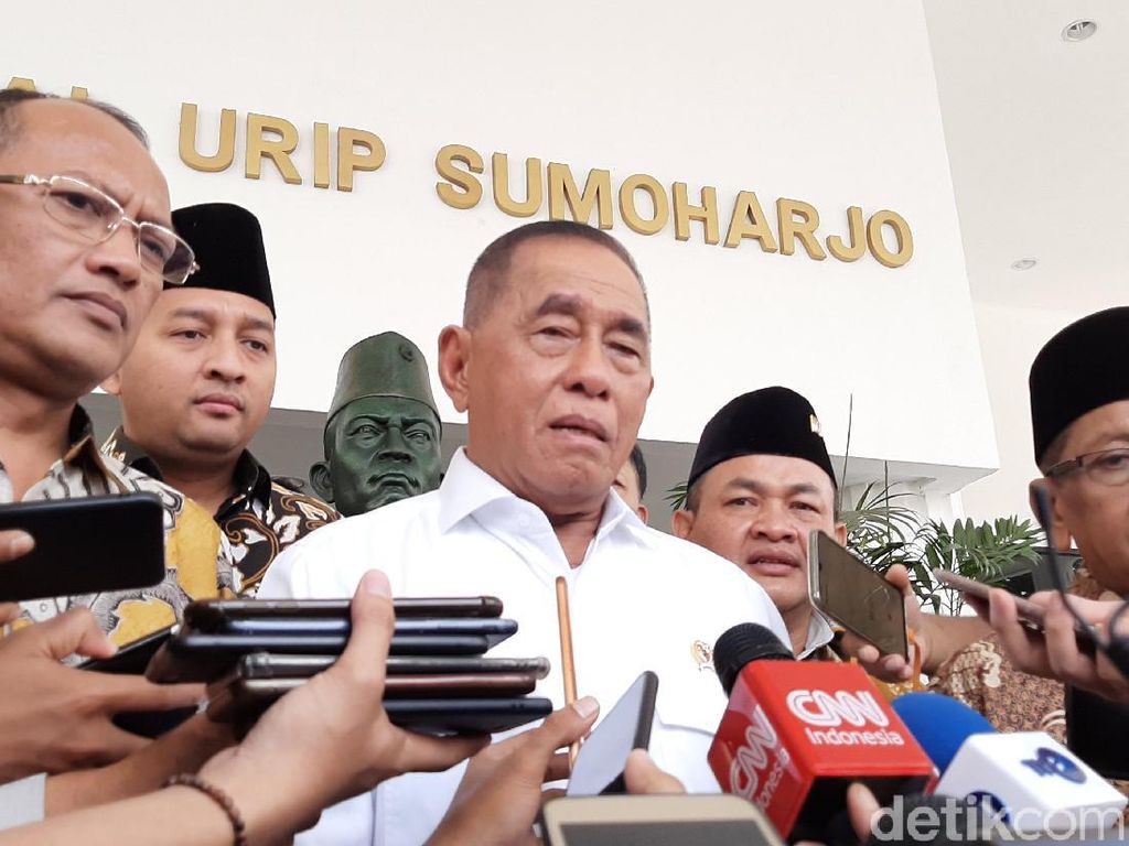 Menhan soal Pelaku Pembacokan Anggota TNI di Papua: Nyaru Pakai Baju SMA Menhan soal Pelaku Pembacokan Anggota TNI di Papua: Nyaru Pakai Baju SMA