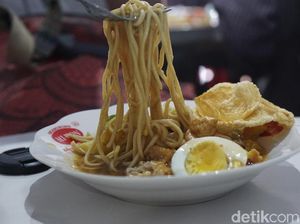 Mie Atep: Kaya Rempah, Dicintai Wisatawan