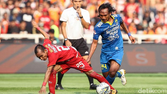 Liga 1 2020 direncanakan bergulir mulai 1 Maret mendatang. Foto: Rifkianto Nugroho Liga 1 2020 direncanakan bergulir mulai 1 Maret mendatang. Foto: Rifkianto Nugroho