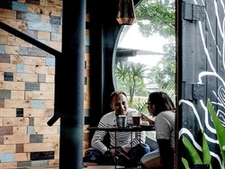 5 Tempat Makan Lesehan di Jakarta Barat Ini Cocok Buat Bareng Teman