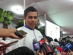Puan-Erick Thohir Hadiri Tahlilan Ani Yudhoyono, PD: Tak Ada Urusan Politik Puan-Erick Thohir Hadiri Tahlilan Ani Yudhoyono, PD: Tak Ada Urusan Politik
